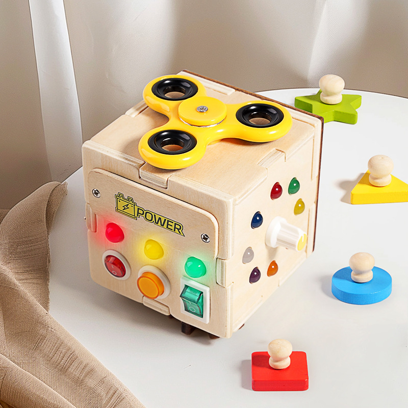 Wooden LED Light Up Guitar Bus - đánh giá và giá Montessori Wooden Busy Board Toddler